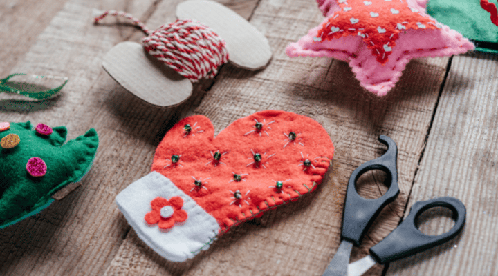 Christmas crafts with Paper Plus 